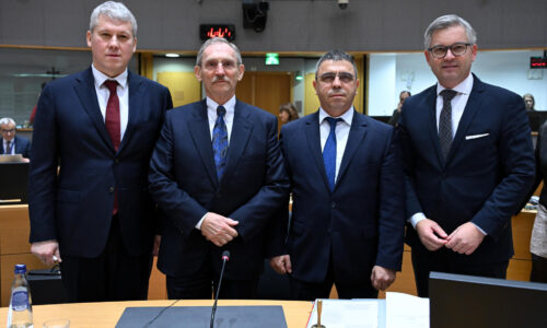 The Romanian Deputy Prime Minister, Marian-Cătălin Predoiu, the Hungarian Minister for Interior, Sándor Pinter, the Bulgarian Minister for Interior, Atanas Ilkov, the European Commissioner for Home Affairs, Magnus Brunner after the decision of the Council to full-fledged accession of Bulgaria and Romania to Shengen area
